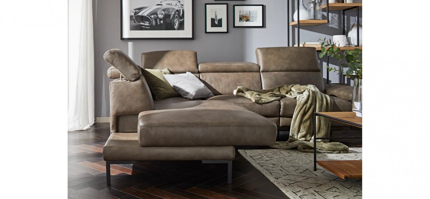 d42dcb186686ca8d4c3102c6da729ae83a305b54 natura ecksofa hudson leder braungruen detailbild 3