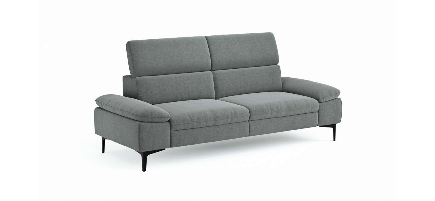 b80a3866357784c3a76befb03f1b363484c1c0a7 Global Family Sofa Felipa freisteller 4 105060
