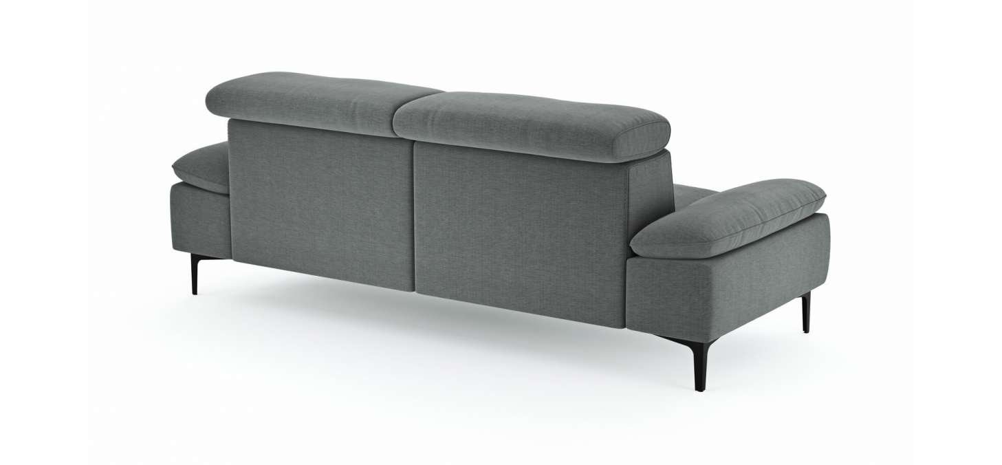 e7d698cfbb636d9a3b709e04a753a57c67b041b2 Global Family Sofa Felipa freisteller 3 105060