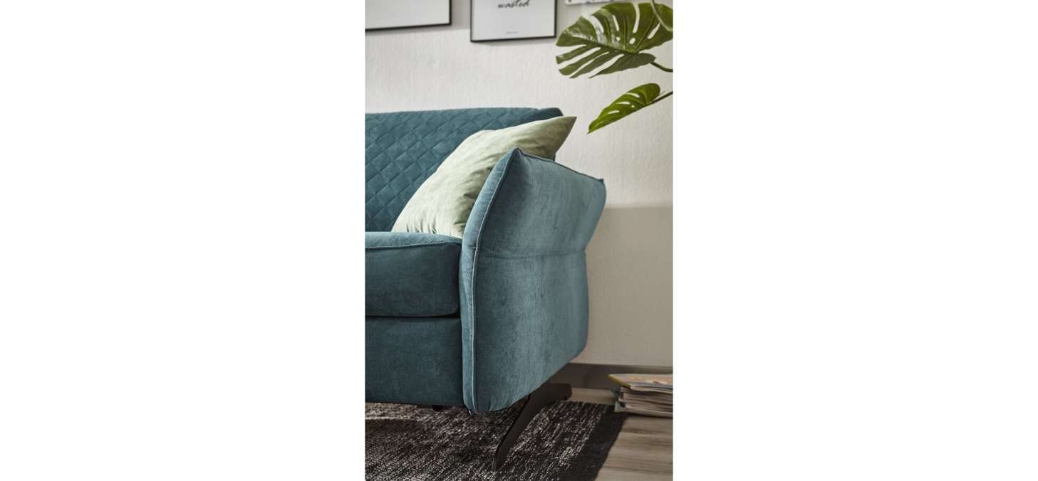 297af274ab68fd9c12db8837010829e46b688401 Global schlafsofa melida schlaffunktion armlehne klappbar stoff smaragd detailbild