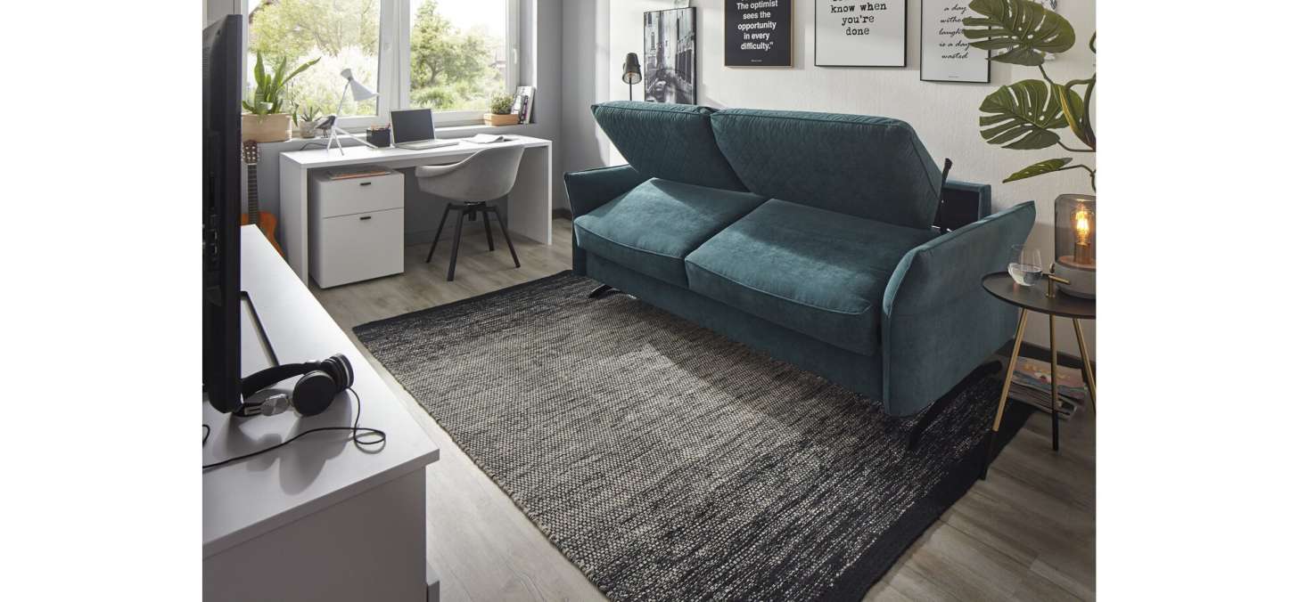 d41a88b9fee3fe738d0a972ffa962f236c0cea4c Global schlafsofa melida schlaffunktion armlehne klappbar stoff smaragd detailbild5