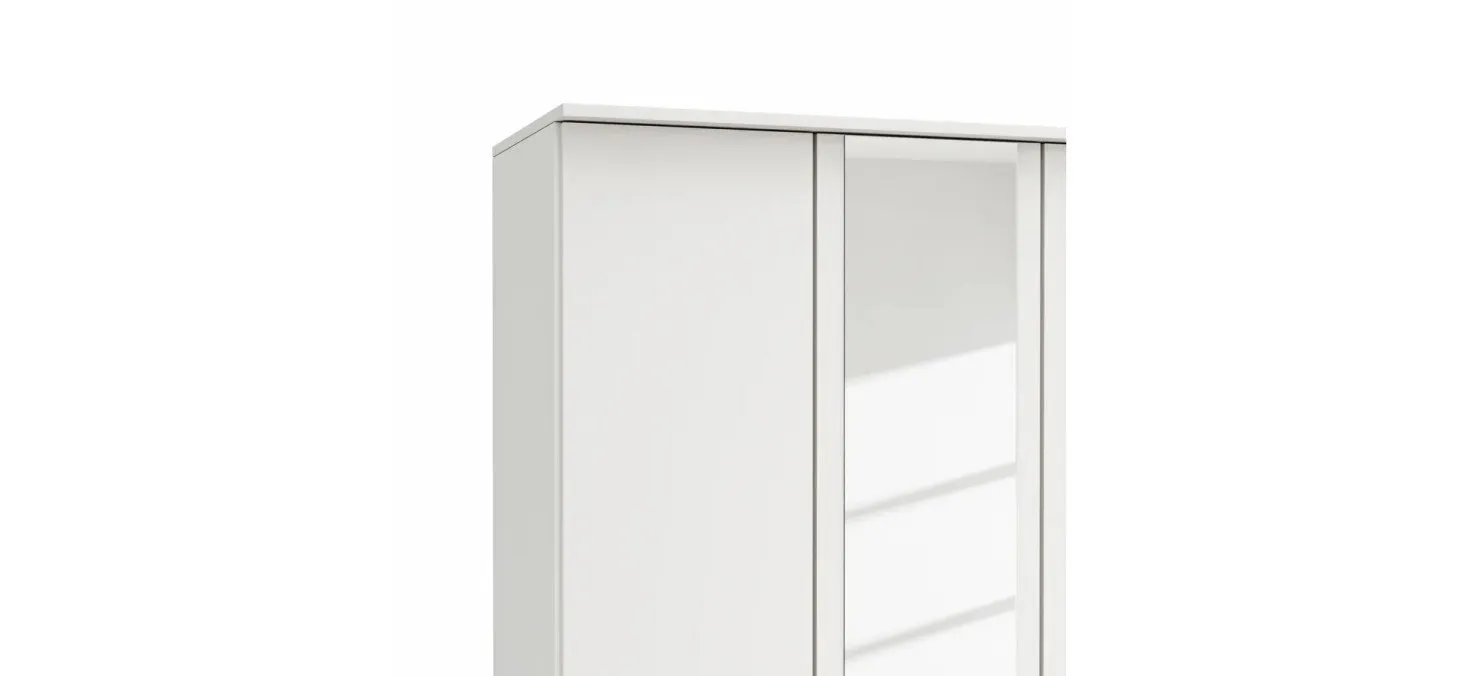 8ac756e37f14bc76b6ebca4afe0d592847a06e02 Global Family Dreht renschrank Viana detailbild 1 106160