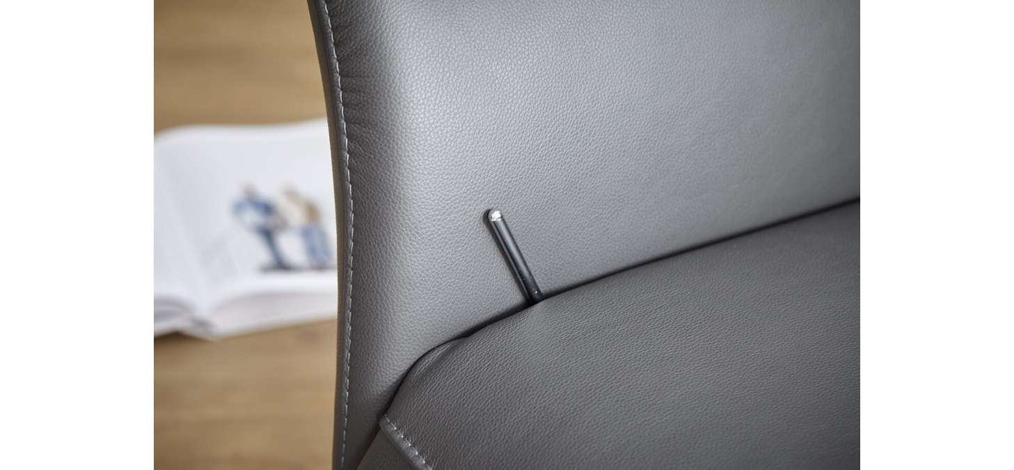 326527cf822c9b1f58029eff7a460d999ec746c9 Global trona sessel s leder anthrazit detailbild1