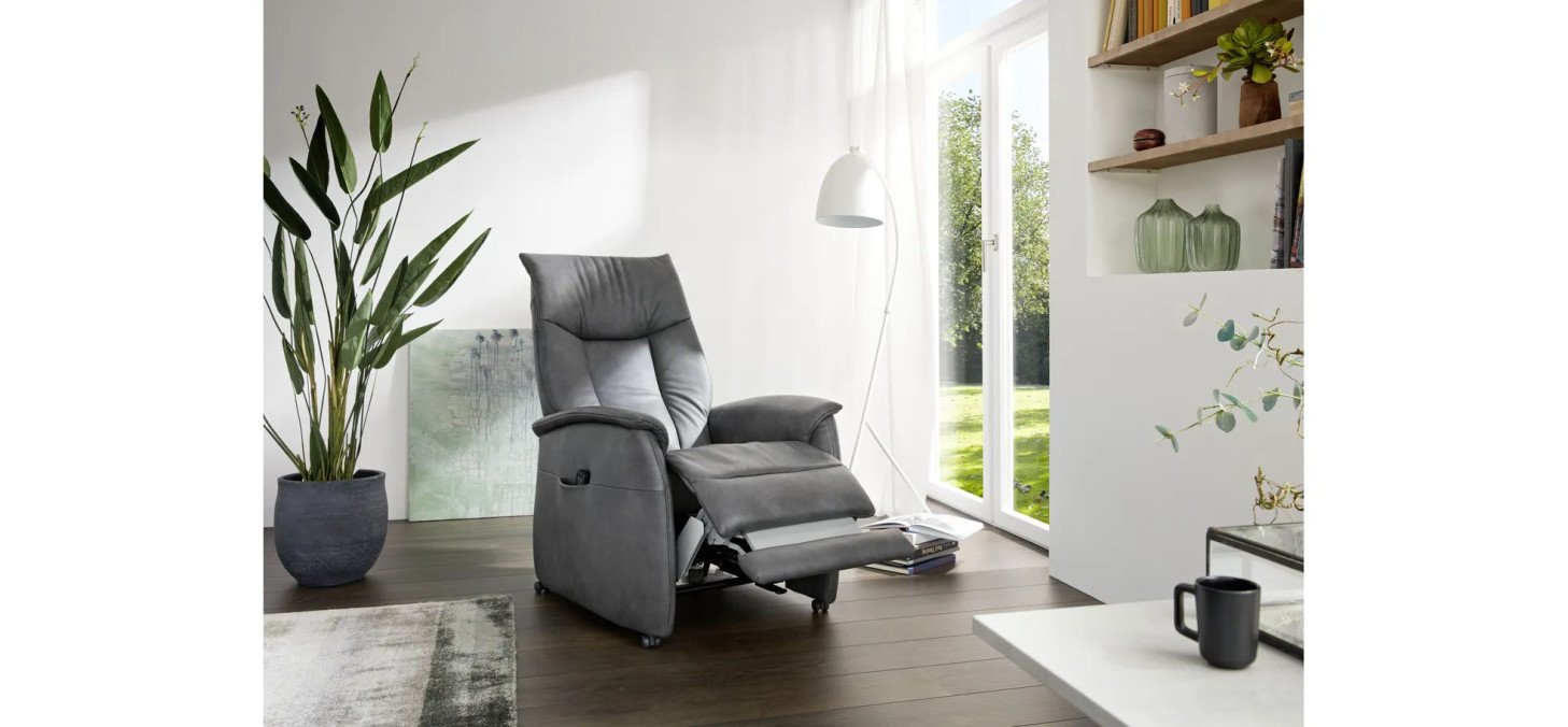 7f8cad38b81c23db4646d4f74268e054997b1475 EM D sseldorf Eleganza brikett PG27 Fu verstellung milieu