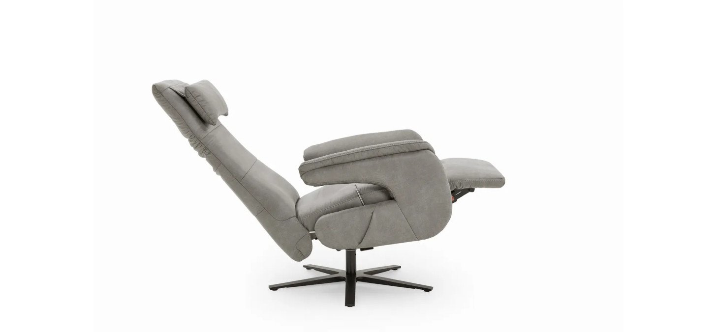 ec4100c07d91cb544c2ff02fe96e55643a71074c LS24 Karman FS freisteller4