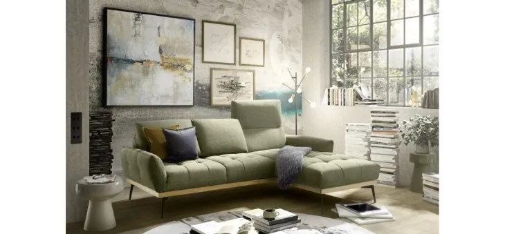 8b5a94da01b1b64b5ab0fcdaa1bb0907ae77c77b Ecksofa EDDIE graugruen Milieubild 1