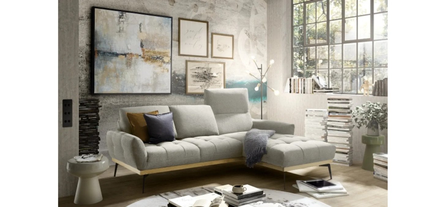 3b4a57c59d54857724ea4fbfc7e4aa4b1d9bfcc0 Ecksofa EDDIE taupe Milieubild 1
