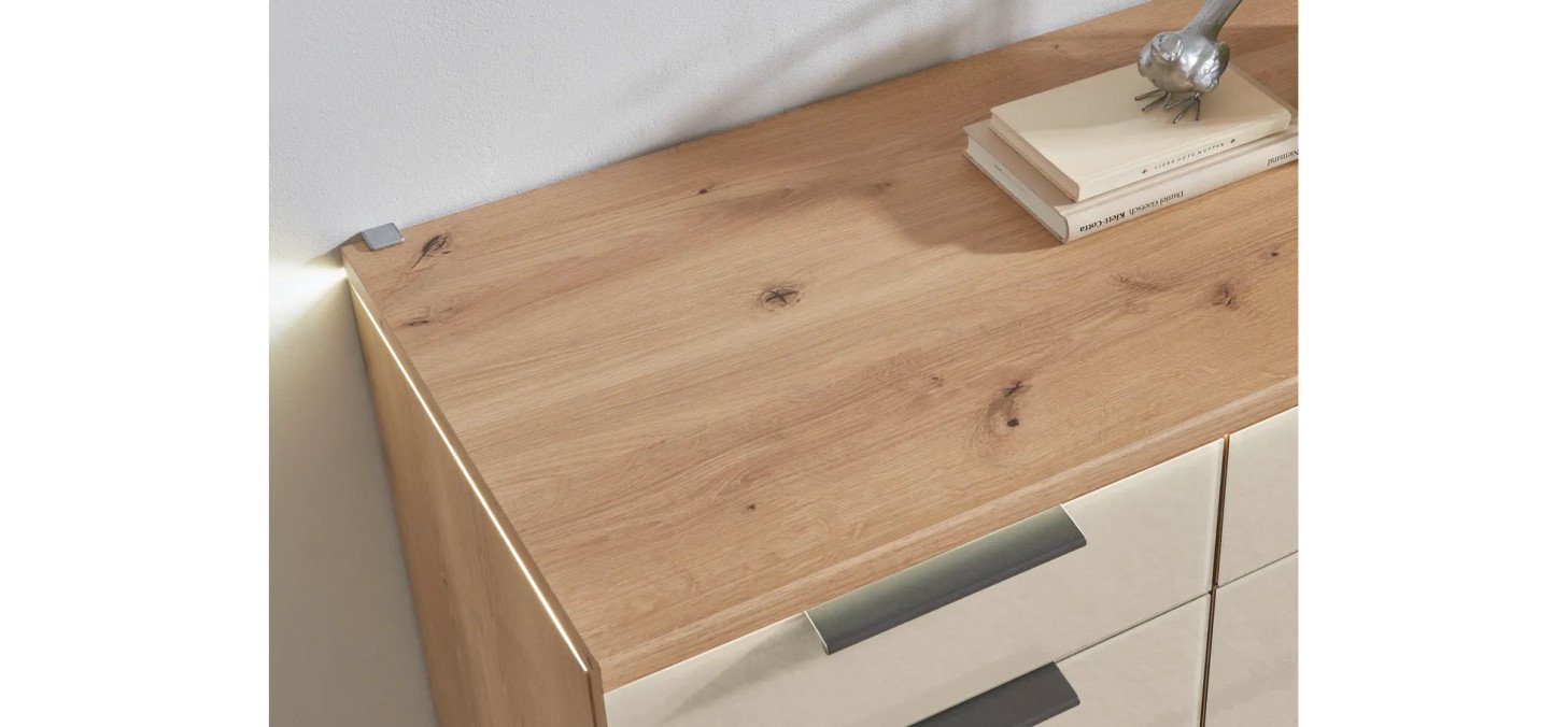 fd6e8521b4f79742883309ce2b6b980d0c02903d KS24 Solarino kombikommode glas detailbild