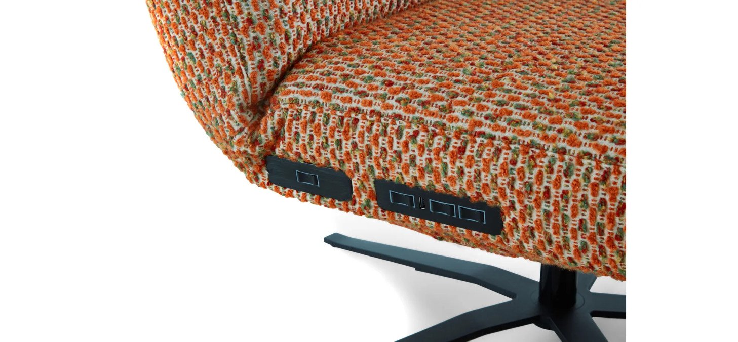 253de94ee3409f6e2d64288b16a5f7a2596c3b71 Liege 9801 KS25 Piane Detailbild