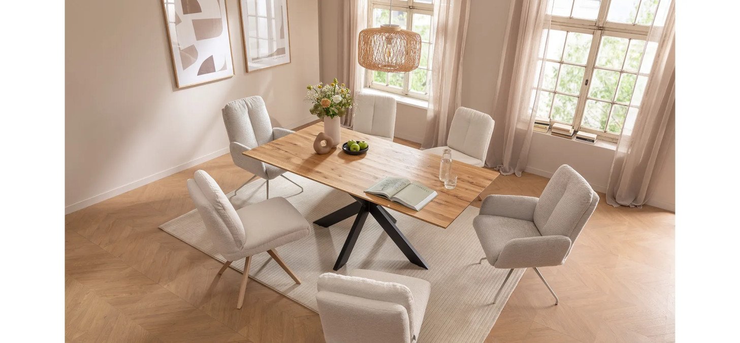 0f9c4a91fba54c5cac20fa23381b98855f76b9bd 0061 na 25 Esstisch Liora Wildeiche Stuhl Evania MA 001