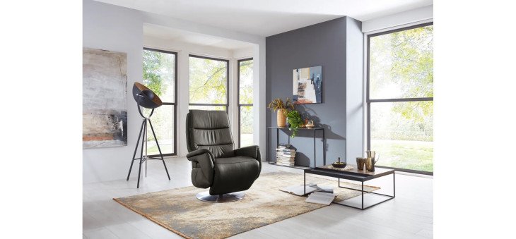 59d71d89be6ae648389abf26baeeb58f59b070e9 em pirnaplus milieu variante 2 Evita anthrazit master